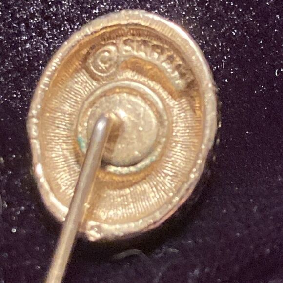Vintage Lot of 2 Fashionable Hat Pins  Pearl Is Sarah Coventry - Picture 5 of 6